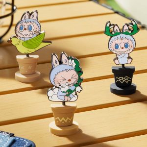 Labubu The Gleeman Badge – Fall In Wild Serie | Secret Edition