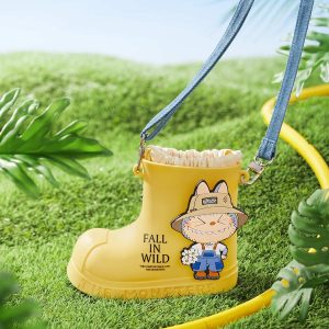 Labubu Rain Boot Bag – Fall In Wild Serie | Uniek, Praktisch & Speels Accessoire