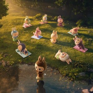 Labubu Sleeping Beeldje – Lazy Yoga Serie