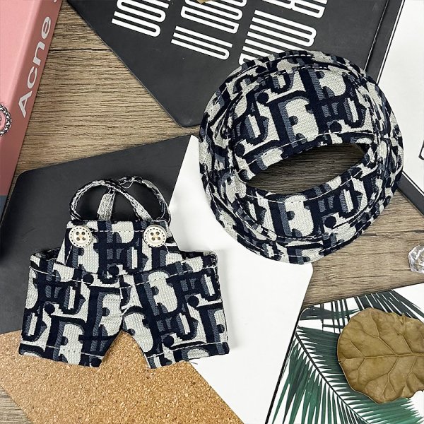 Monogram Contrast Set voor Labubu – Grafische Elegant in Zwart-Wit - Afbeelding 2